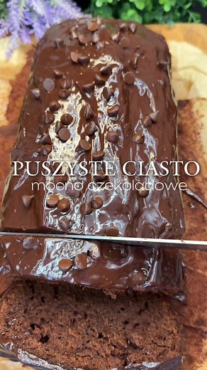 Puszyste Ciasto Czekoladowe - Przepis i Porady Kulinarne