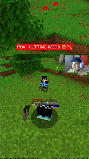 CUTTING WOOD IN MINECRAFT SURVIVAL #minecraft #shorts