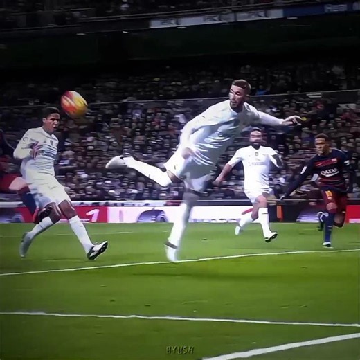 Sergio Ramos Defending...🪦☠️