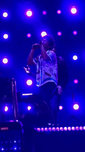 Bruno Mars performing ‘Calling All My Lovelies/Wake Up In The Sky’ in Seoul, Korea. June 18th, 2023. (video via seonglee_jeong on ig) #brunomars #brunomarslive #foryoupage