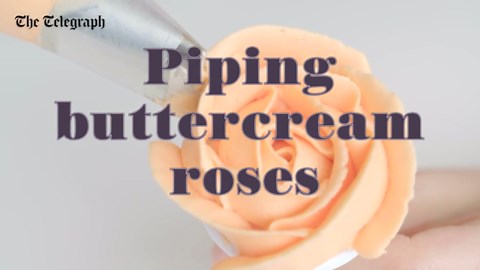 How to pipe buttercream roses for cakes