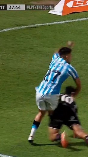 Todo #RACING pidió penal en esta jugada, en una falta sobre Gabriel Rojas. | Racing Radio