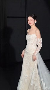 Which one should i choose?? #weddingdress #weddingdresses #wedding #weddingdecor #weddinginspiration #weddingseason #weddingideas #weddingdressshopping #bride #bridal #bridaldress #bridalgowns #MermaidDress | Elleseal