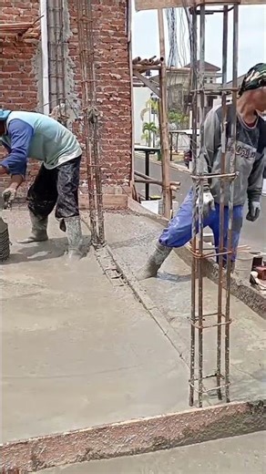 manual casting of floor slabs