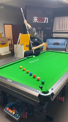 Billiardslover on Instagram: "woooow🥰🥰🥰🥰 #poolplayers #roaminggears #poolplayer #9ballpool🎱 #9ballpool #8ballpool🎱 #snookerclub #snookerclub #snookerlove #snookercue #snooker🎱 #billiardsclub #billiardsroom #billiardslife #billiards🎱 #billiards"