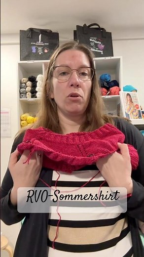 My RVO summer shirt made from a gorgeous two-tone yarn