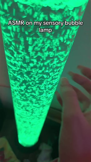 Sorry it makes an annoying noise #asmr #asmrtapping #asmrsounds #asmrsensory #sensory