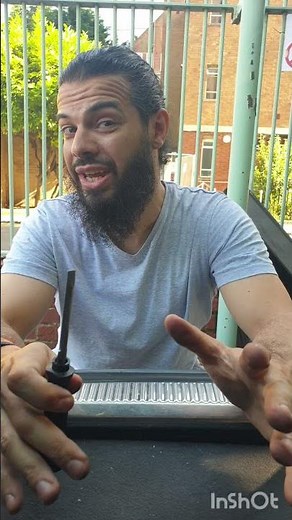 How to Change a Brake Light Bulb - Quick and Easy! #shorts #car #bulb