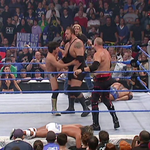 Big Show, Kane and the rest of WWE Raw absolutely dismantled the WWE SmackDown roster 1️⃣5️⃣ years ago today. | WWE Network