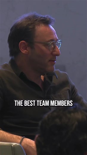 When feedback stirs emotions #simonsinek #motivation #inspiration #emotions #usa🇺🇸