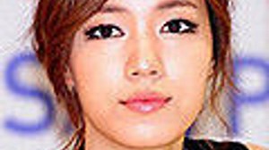 花英被排擠真相曝光 粉絲要求T-ara解散 (2012)- 立即下載APP觀看！