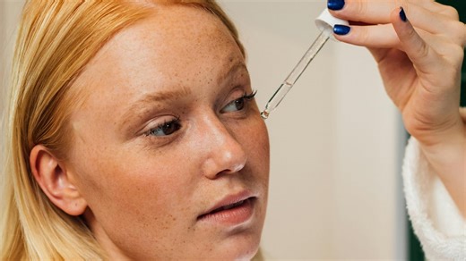 Botox en bouteille: ce sérum à moins de 15$ lisse les rides et les ridules instantanément