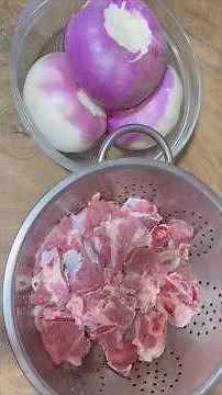 Gogje te Maaz |kashmiri style Shalgam aur Gosht.