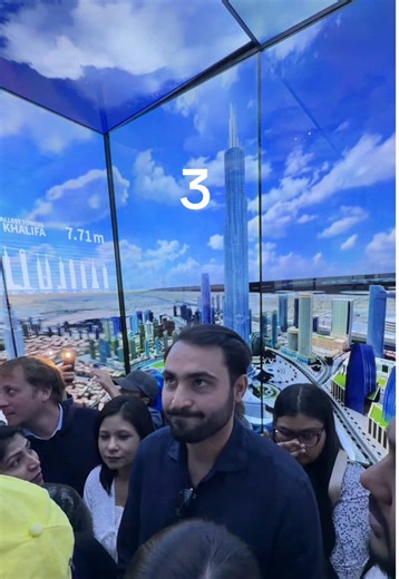 Burj Khalifa Visitor Tips: Avoid the Long Wait