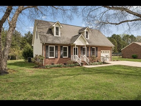 Lisa McRorie | 125 Equestrian Drive | Mooresville , NC