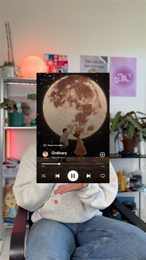 Alex Warren’s label said this song wasn’t a hit… so he posted it 134 times and proved them wrong.