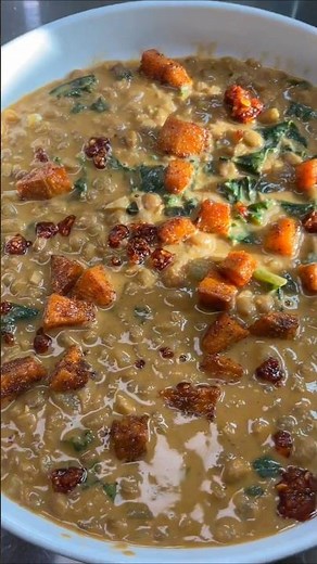 TRY THIS SPICED COCONUT LENTIL SOUP WITH SMOKY SWEET POTATO CROUTONS! SO GOOD!