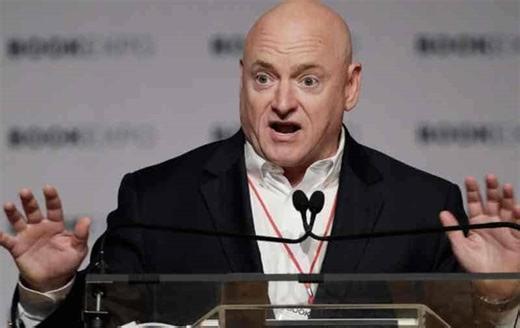 Blake Masters Closing in on Biden's Fanboy Mark Kelly in Arizona