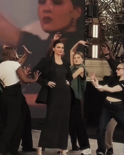 Kendall Jenner: Iconic Runway Moments at Fashion Week 2023