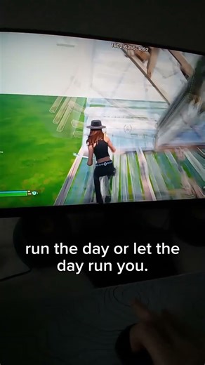 run the day or let the day run you. w quote. #fortnite #gaming #fortniteclips #fyp #viral