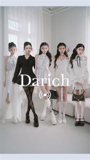 Darich / ダーリッチ on Instagram: "⋱新作アイテムのご紹介⋰ Refined Spring Feminine 春らしいディテールに、柔らかなトーンと大人の品を添えて。 上品に洗練された、フェミニンなスプリングスタイル。 ——アイテムのご紹介—— #アメスリギャザーフレアミニワンピース price：¥14,300（税込） color：WHT / GRY / BLK size ：FREE / FL #リュクスツイードショートジャケット price：¥14,300（税込） color：IVO / PNK / BLK size ：FREE #アメスリギャザーシフォンロングワンピース price：¥19,800（税込） color：WHT / GRY / BLK size ：FS / FREE #パネルデザインシルエットぺプラムジャケット price：¥15,400（税込） color：IVO / GRY / BLK size ：FREE #ウエストコルセットバルーンミニワンピース price：¥14,300（税込） color：IVO / BLK size ：FREE