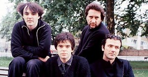 Stranglers keyboardist Dave Greenfield dies after contracting coronavirus
