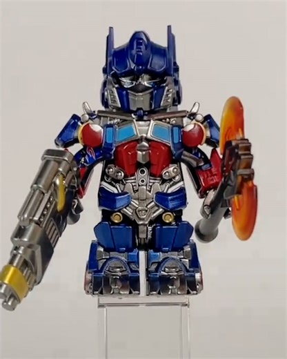721K views · 5.1K reactions | Awesome Optimus Prime Lego mini-figure  | GAMINGbible | Facebook