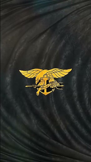 What do Navy SEALs get paid?