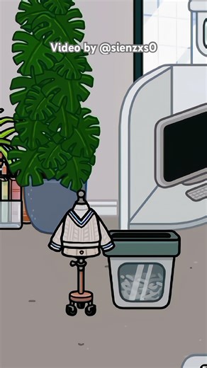 ￼ my first day at work ❤️ decorating my work desk with me