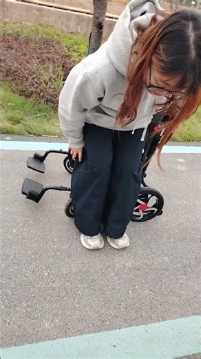 One-Click Open & Fold, Hassle-Free Storage!