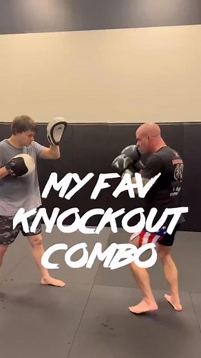 This is my go to knockout combination. I learned this when I was very young and just started boxing. I still use it to this day. #knockout #selfdefense | Self Defense Technical