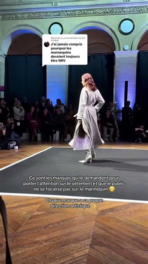 Pourquoi les mannequins ne sourient pas? 😬