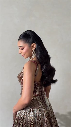 Anmol Raval on Instagram: "Sculpted like a Fairytale - Glass like skin, snatched slaying gaze, sultry luminance, dreamlike Outfit - all assembled for a majestic evening for my Bridey @yuktakhambhatta ✨♥️🌙 . Hair @hairbydablu 🤍 Outfit @annupatel 🫶🏻"