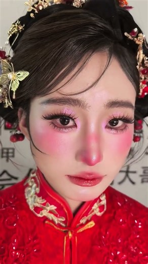 Chinese bride It s time for her to change her head right After-class snapshots Before and