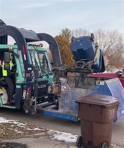 Garbage Truck VS Rare BFI Cart