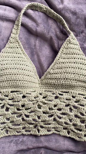 in love with how this top came out! ☀️👙#foru #crochettok #fypシ #famous #beach#fyp