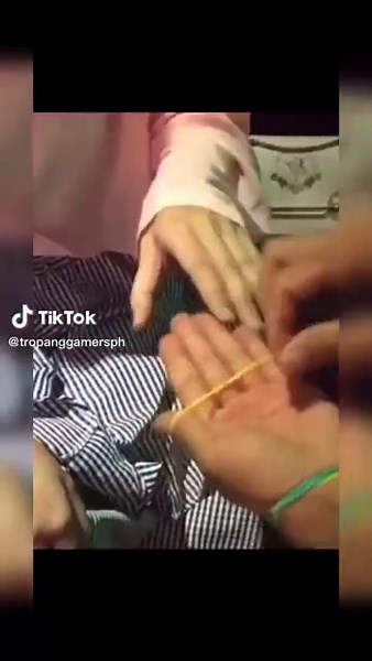 RUBBER MAGIC TRICK #magictricks #beginnermagic #magictricks