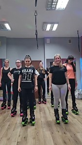 1.8K views · 10K reactions | Gotowi na skoki i przeskoki, tańce, hulańce i inne super ćwiczenia po świętach? ✌️ Do zobaczenia już dziś na salach w obu lokalizacjach @fitdancefun❗️ Aa...❗️ Nie zapomnijcie się zapisać  #powtotdoformy #nietejswiatecznejformy #czasnatrening #trening #klubfitness #swietaswietaiposwietach #fitnessreels #fitness | FitDanceFun | Facebook