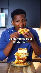 53K views · 12K reactions | Quiche Fit Chou-Fleur 不復 247 kcal (une part) Ingrédients : 1 chou-fleur entier 10 œufs entiers 4 tranches de jambon 100 g d’emmental râpé Ciboulette Sel, poivre Mes 2 livres de recettes sont dispo‍ 40 recettes spéciales sèche 40 recettes spéciales prise de masse Le lien est dans ma bio #recetasfaciles #quiche #recetterapide | Yohans Senechal | Facebook