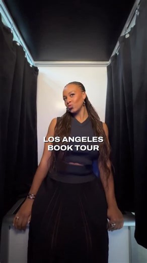 Nia Sioux on Instagram: "the city of literal angels 😇"