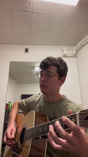 Mastering Bluegrass Guitar Riffs: A Beginner's Guide