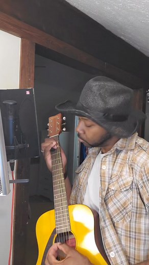 Ryze Hendricks on TikTok