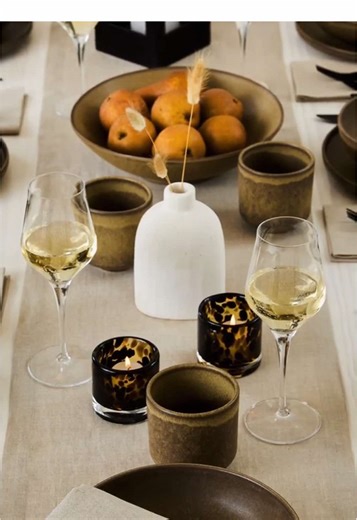 Elegant Fête Table Runner for Friendsgiving and Thanksgiving