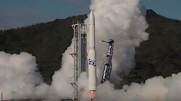 First Australian-made rocket crashes after 14 seconds of flight