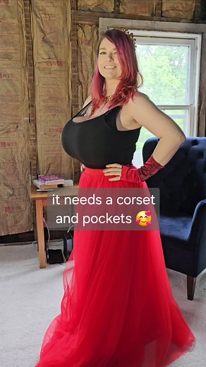 DIY Red Queen Costume Cosplay Sewing Tutorial