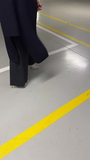 @oficialkellykey 😂😂😂