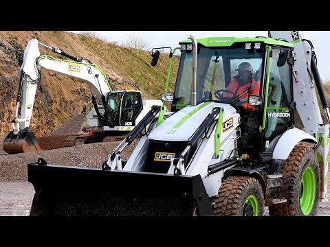 JCB shows off its hydrogen internal combustion engine