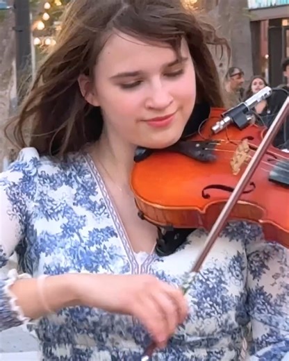 Wind of Change 🎻✨ One of the most powerful songs ever written 🤍 | Karolina Protsenko