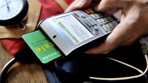 Piratage de 33 millions de Français: que risquez-vous si on vous vole votre numéro de sécurité sociale?