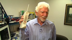 Conoce a Martin Cooper, el hombre que hace 50 años realizó la primera llamada por celular en la historia
